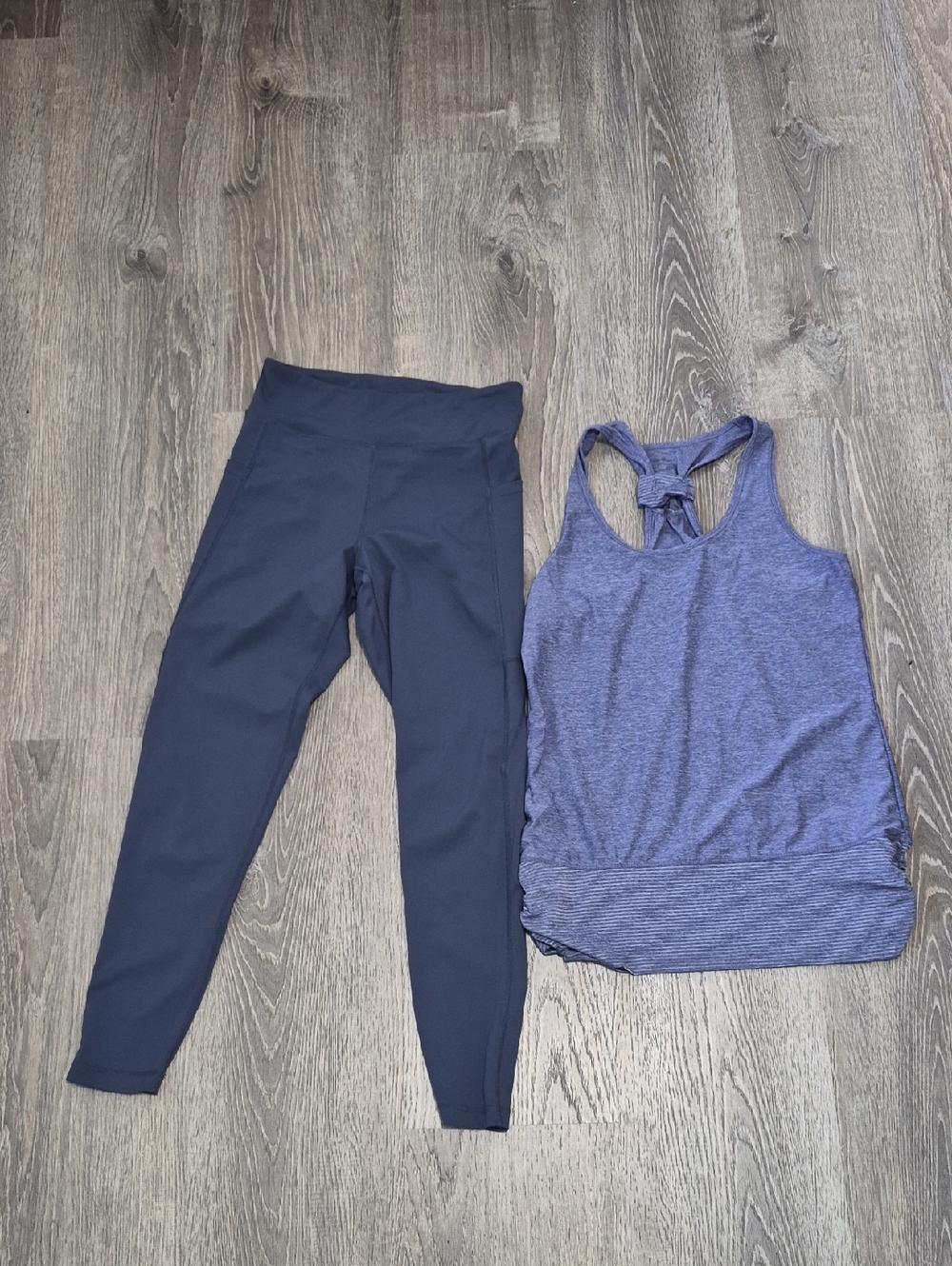 Navy Leggings & Heathered Purple Tank Set Size L,M